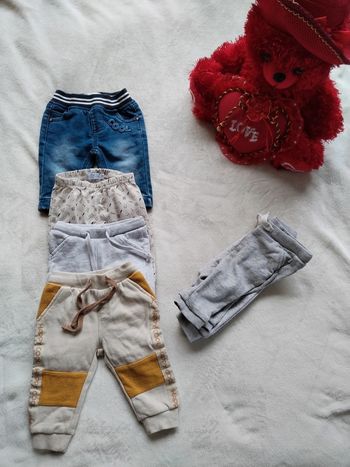 Lot  6 pantalons /joggings 62 cm