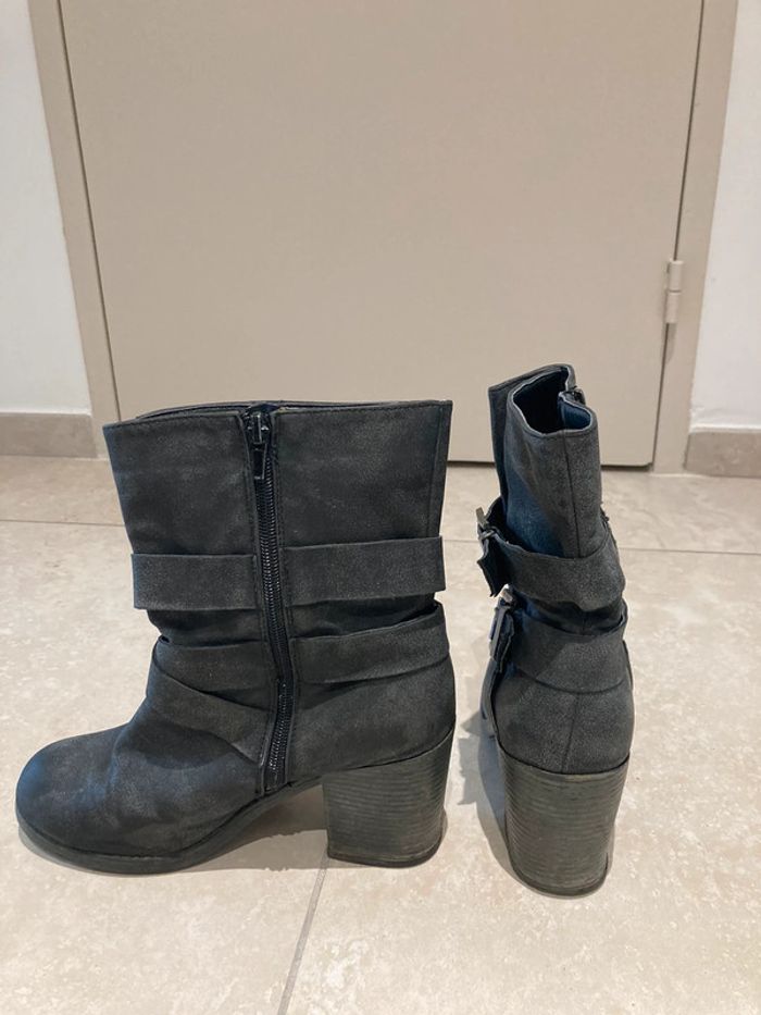 Bottes noire - photo numéro 4