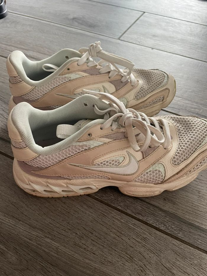 Chaussure Nike zoom pastel - photo numéro 4