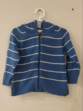 Gilet à capuche bleu rayé