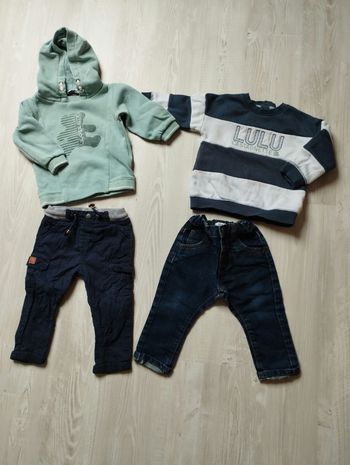 Lot de 2 tenues taille 18 mois