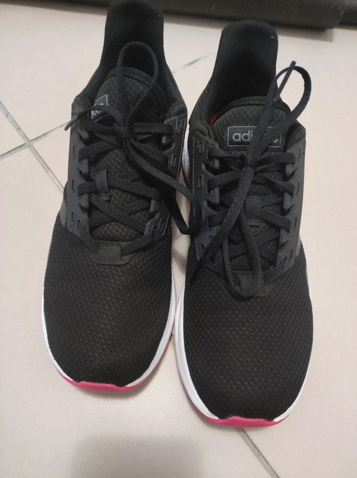 Baskets Adidas orholite femme t.40 - photo numéro 16