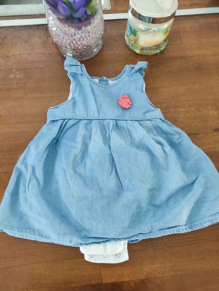 Robe bébé fille