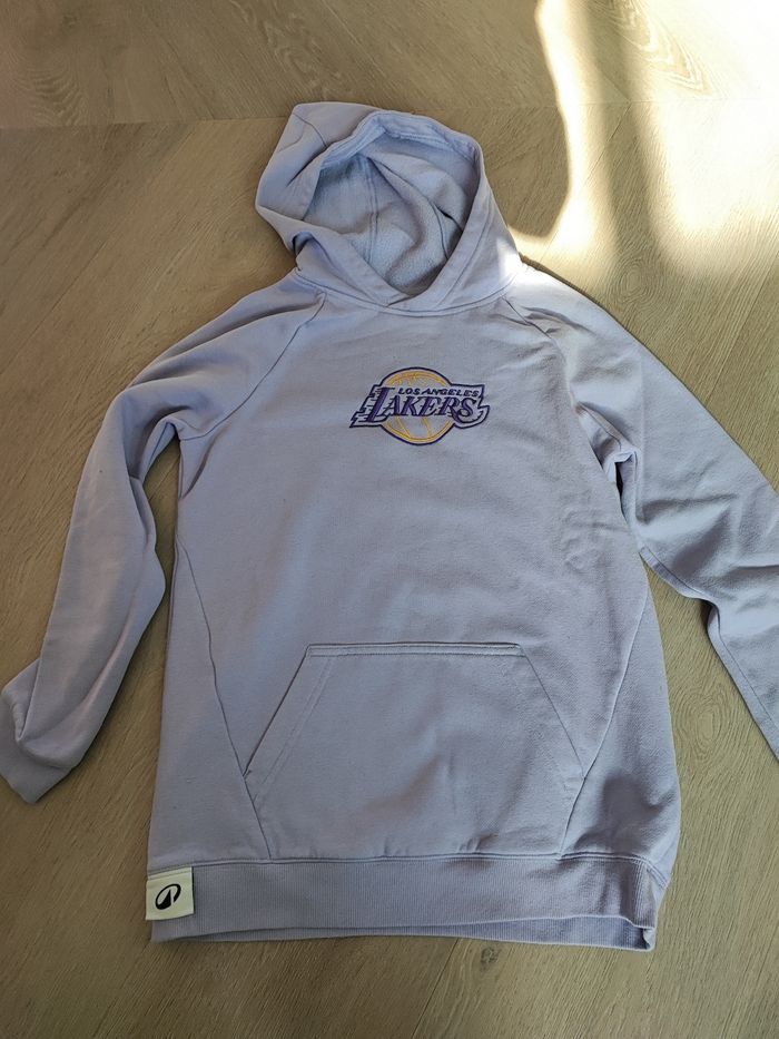 Sweet capuche lakers