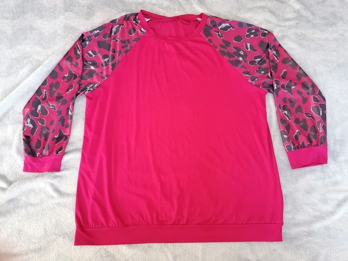 Tee-shirt femme shein curve taille 4XL