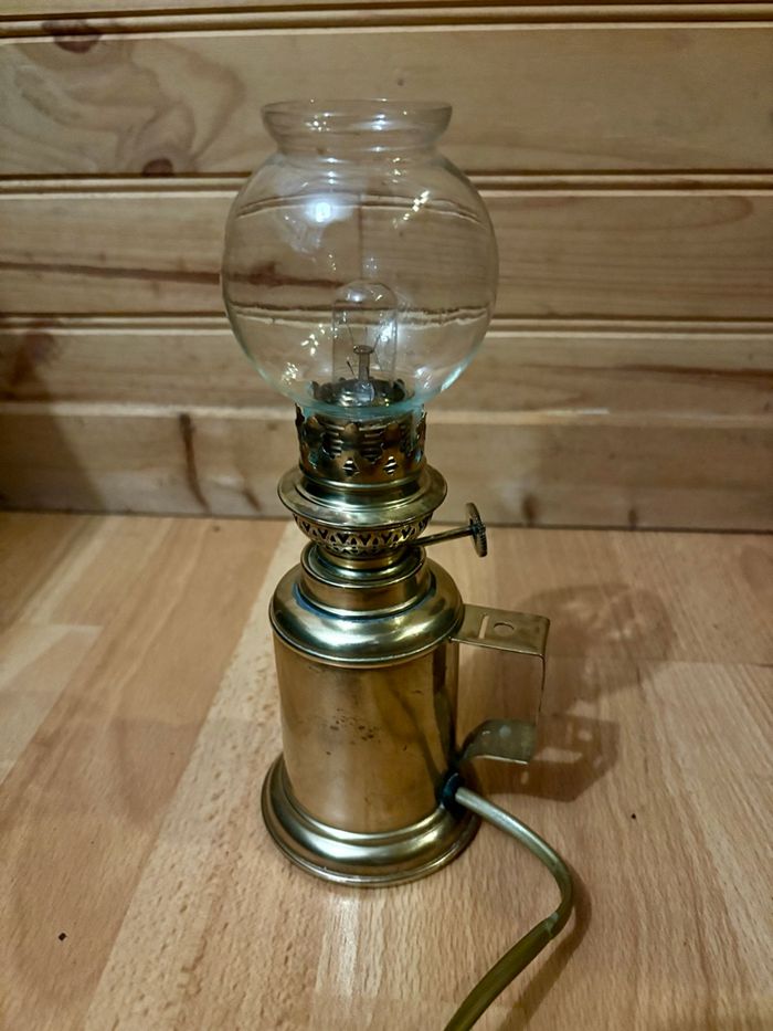 Vintage Lampe Pigeon