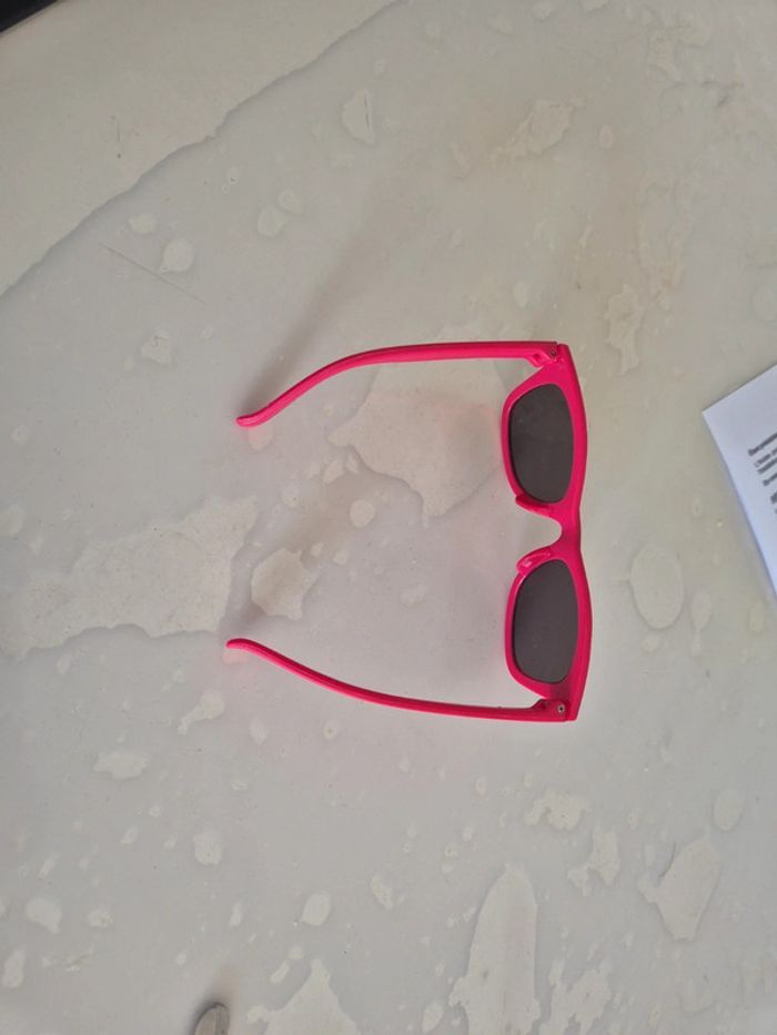 Lunettes de soleil bébé - photo numéro 3
