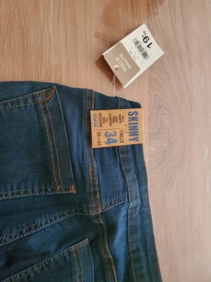 Jean tout neuf skinny taille haute Gemo Taille 34 - photo numéro 11
