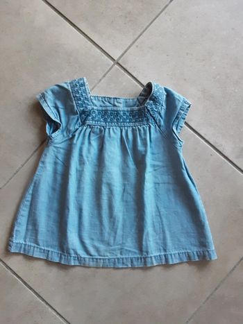 Blouse été brodé coton autour du cou T. 24 mois