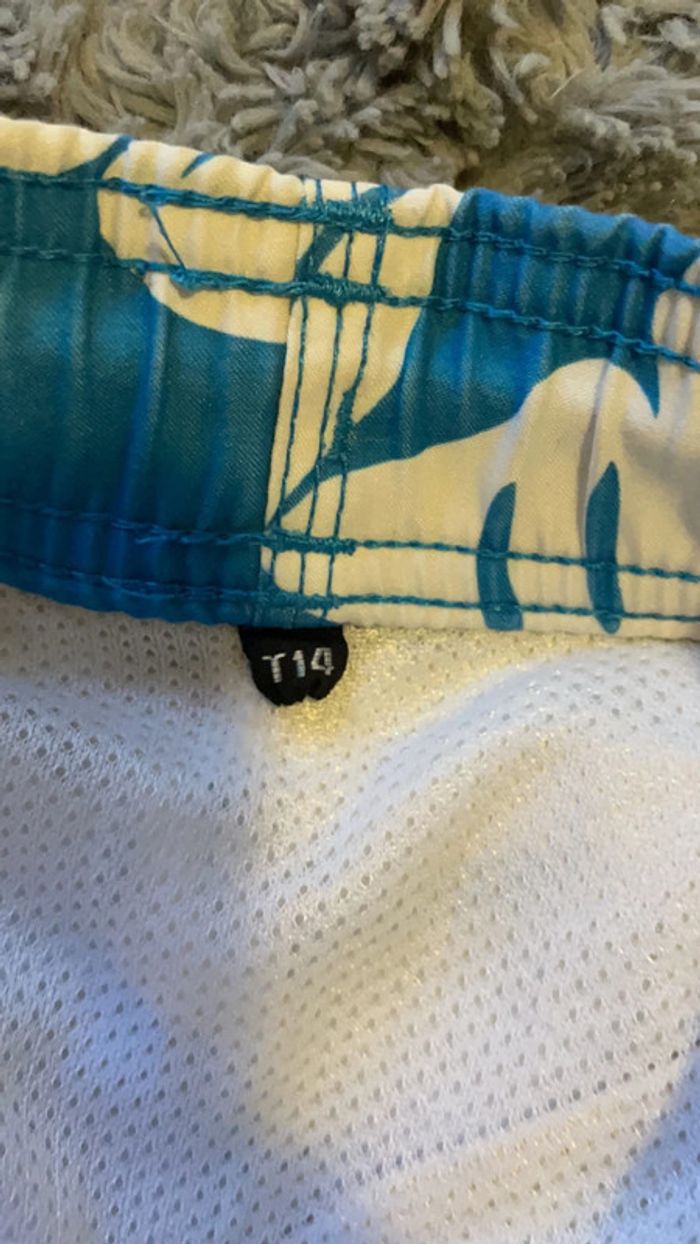 Short de bain 14 ans - photo numéro 3