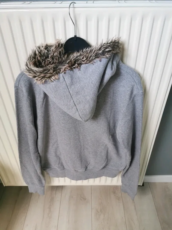 Veste grise - photo numéro 3