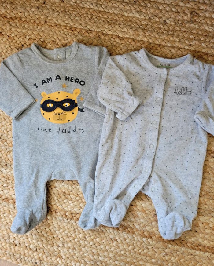 Lot 2 pyjamas Kiabi 1 mois