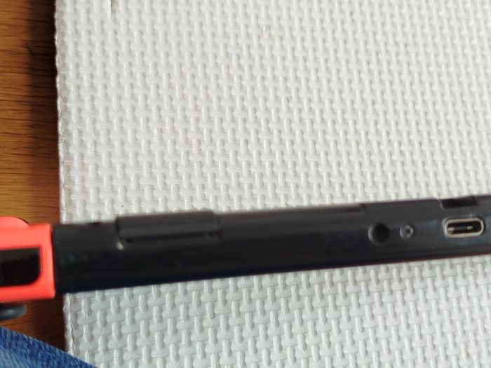 Console Nintendo Switch - photo numéro 2