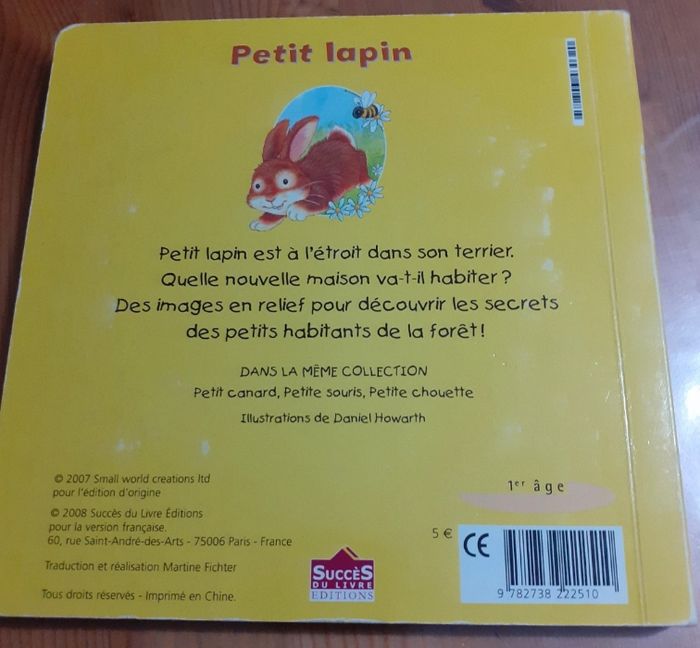 Joli livre 1er âge avec des reliefs "petit lapin" - photo numéro 2