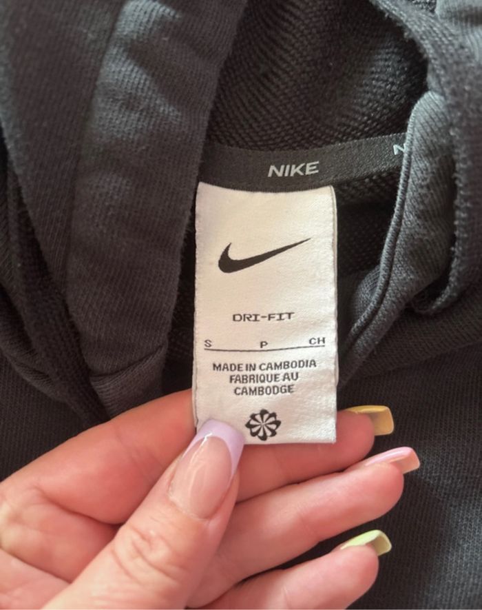 Pull Nike - photo numéro 5