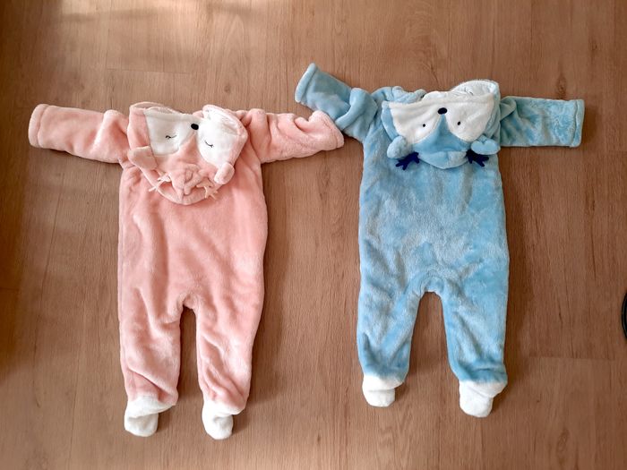 Combinaisons / surpyjamas jumixtes rose et bleu