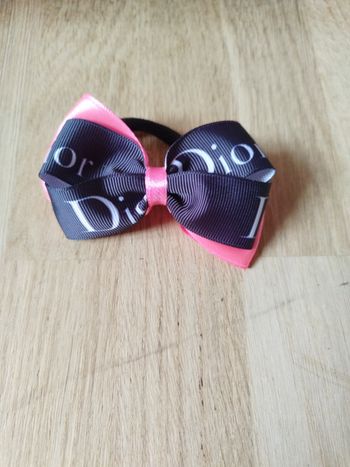 Élastique rose et noir