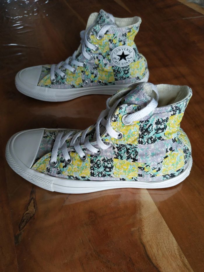 Baskets montantes Converse t. 36,5 - photo numéro 2