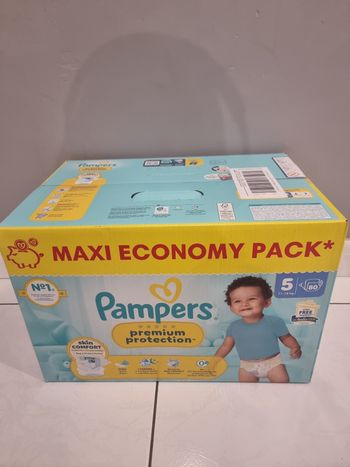 Couches taille 5 pampers