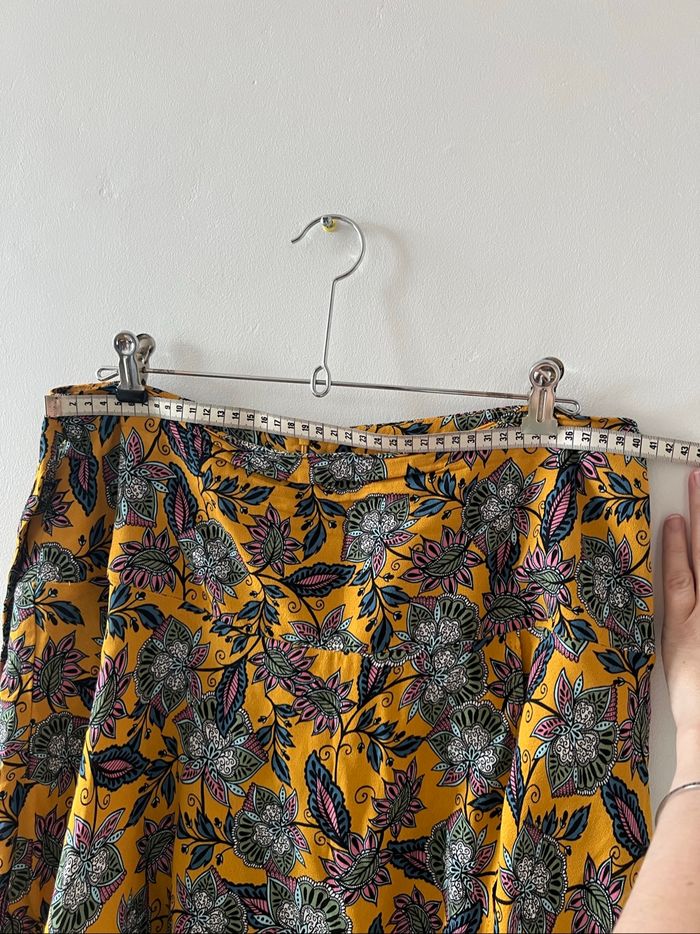 Jupe jaune moutarde - photo numéro 10