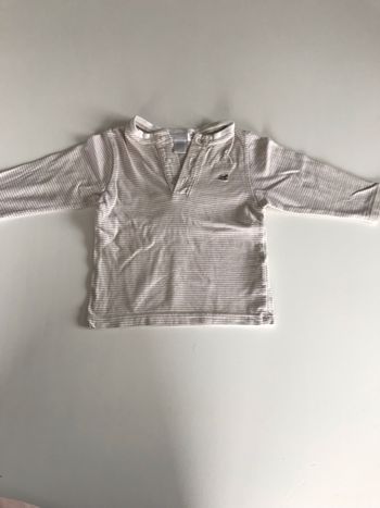 T-shirt bébé col V rayé beige 6 mois