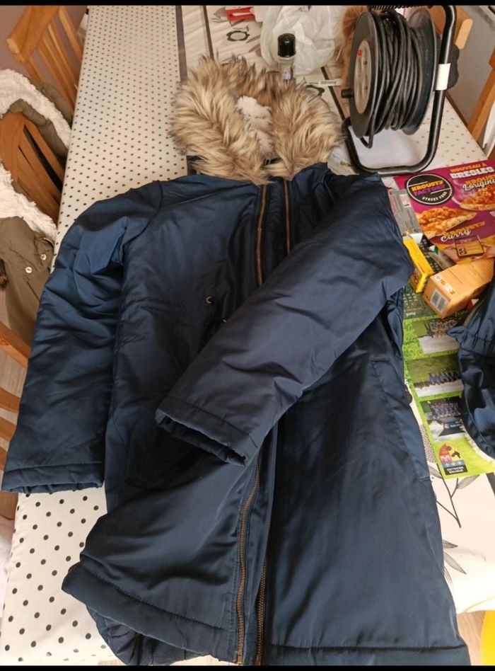 Manteau de grossesse et portage