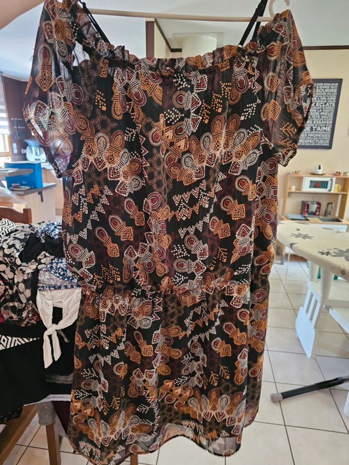 Robe Resserrée à la taille - photo numéro 3