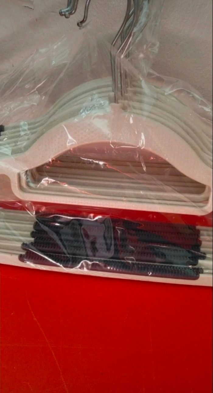 Cintres 10 pièces - photo numéro 4