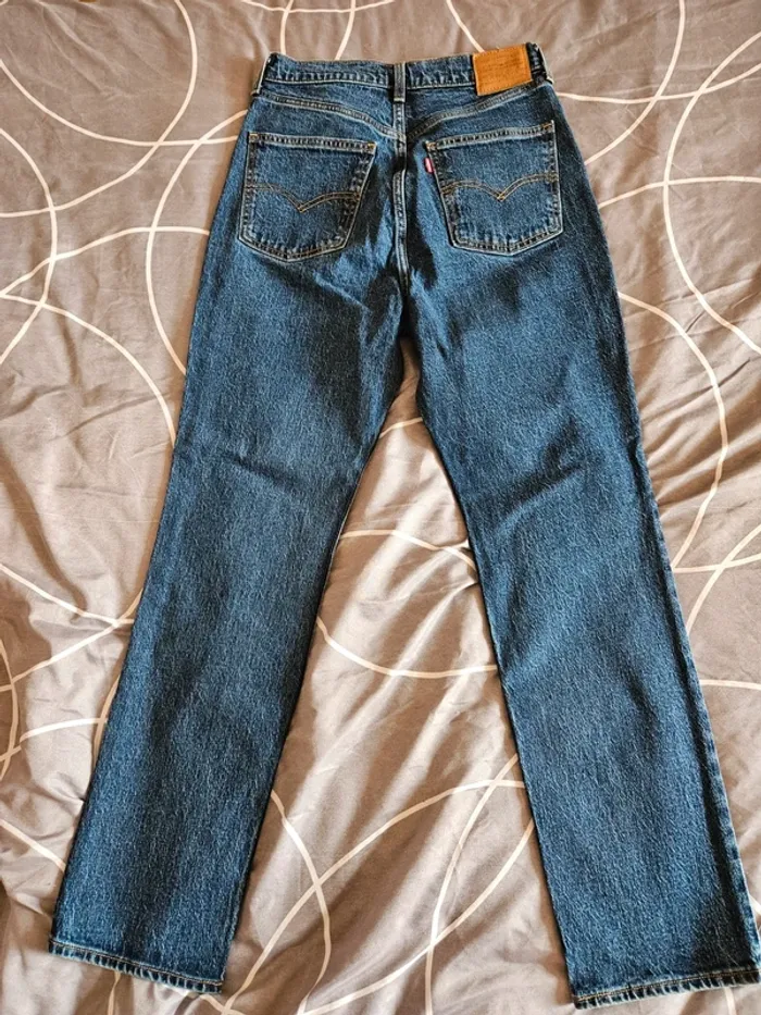 Jean Levi's W30 - photo numéro 2