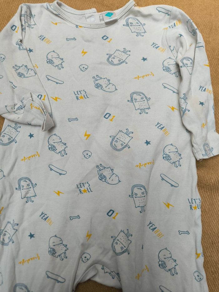 Lots pyjamas 18 mois - photo numéro 6