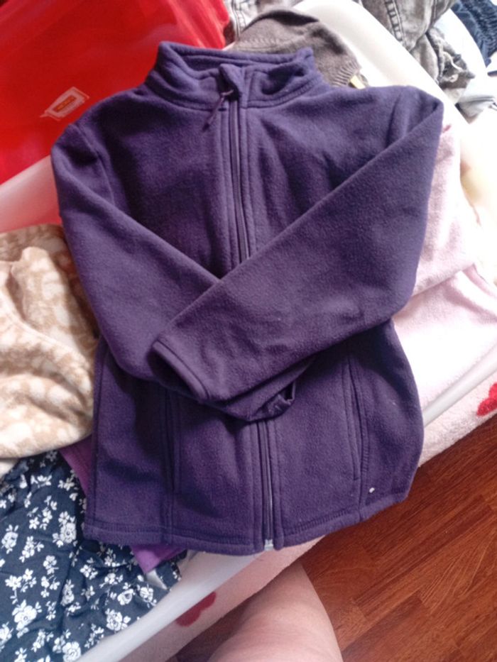 Lot vêtements fillette 4 ans - photo numéro 9
