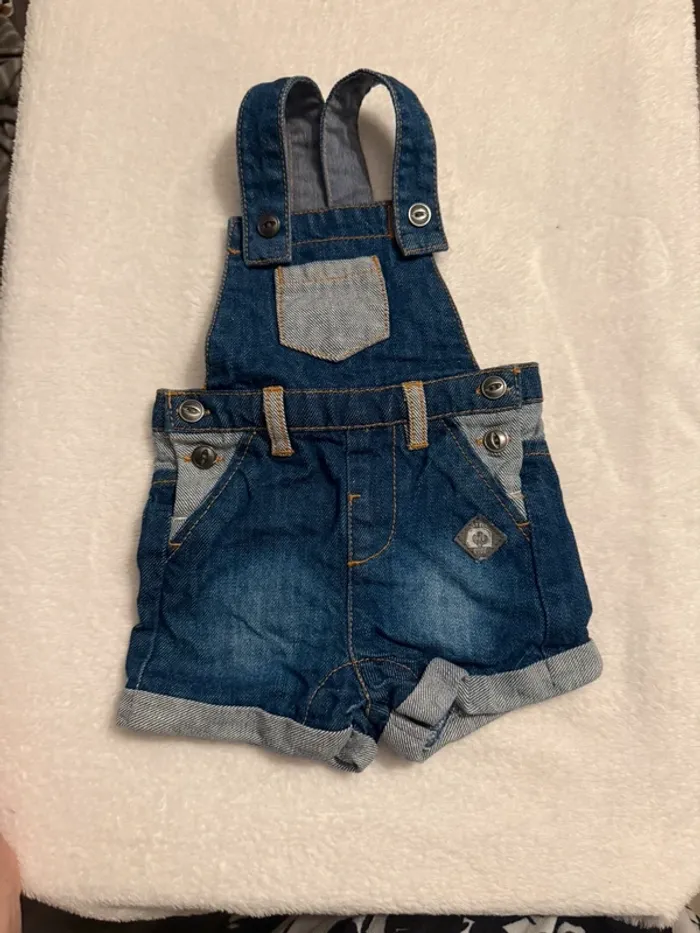 Salopette short en jean Kiabi 3 mois - photo numéro 2