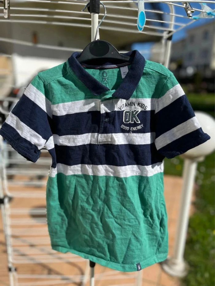 Polo Okaidi taille 8 ans vert bleu blanc