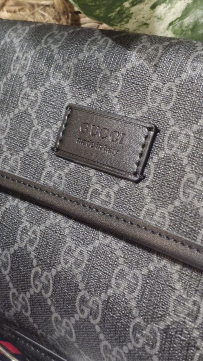 Sacoche à bandoulière Gucci Grise - photo numéro 2