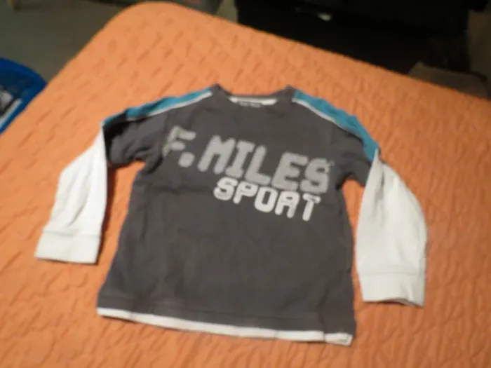 T-shirt taille 4 ans garçon - photo numéro 2