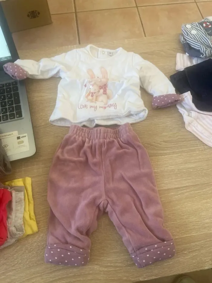 Lot fille 3 mois (20 pièces) - photo numéro 7