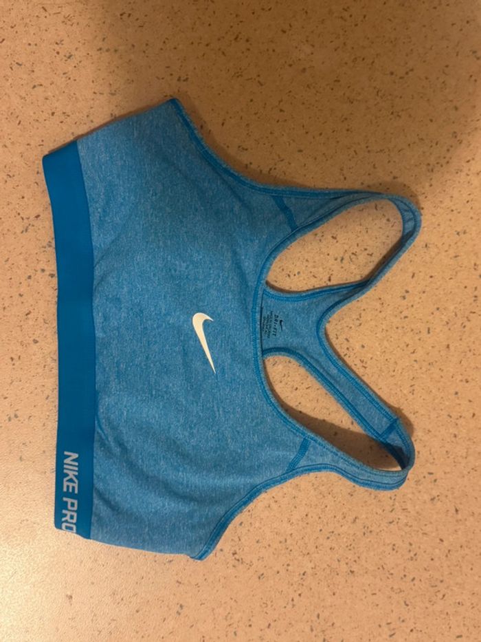 Débardeur  sport Fitness yoga pilate Nike - photo numéro 2