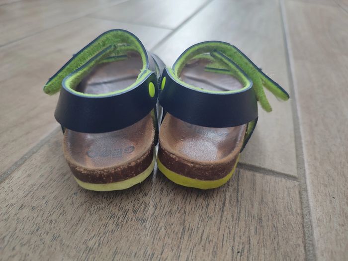 Chaussures bébé - photo numéro 4