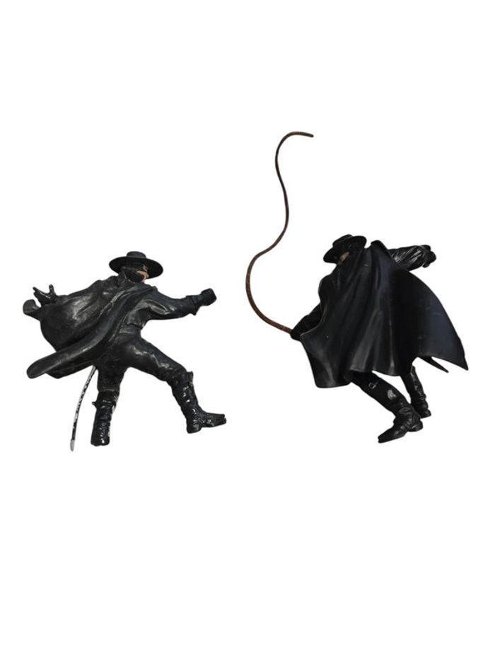 Lot de deux figurines Papo Zorro PVC 10 cm - photo numéro 2
