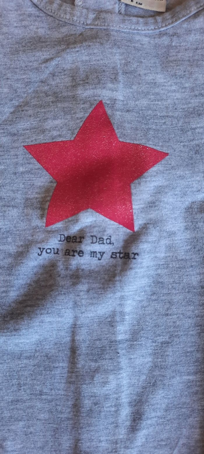 Haut gris avec etoile - photo numéro 2