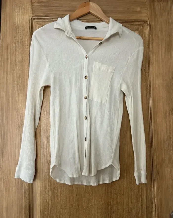 Chemise