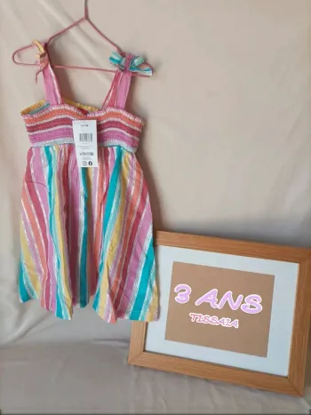 Jolie robe à bretelles neuve Tissaia 3 ans