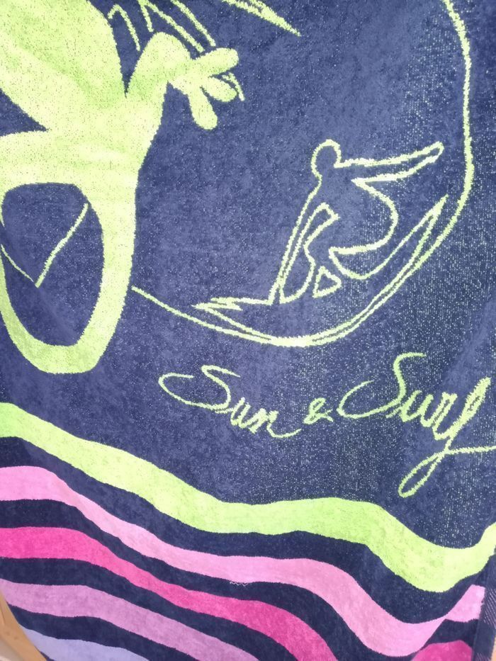 grande serviette de bain ou de plage comme neuf - photo numéro 7