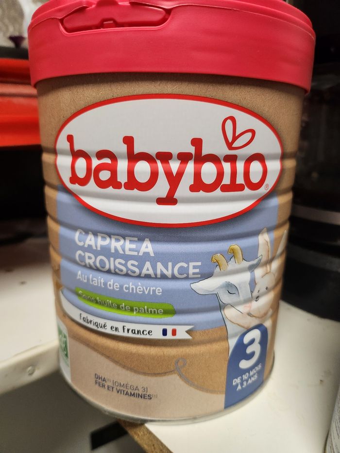 Boite lait babybio caprea lait de chèvre 3ème âge
