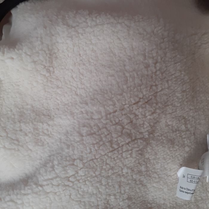 Neuf: Cardigan doublé+ capuche *taille 3 mois - photo numéro 9