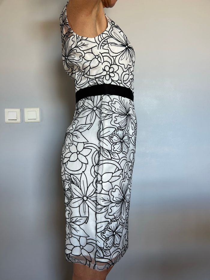 Robe habillée taille 38 - photo numéro 2