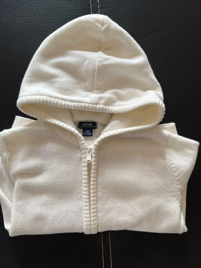 Gilet à capuche 18 mois - photo numéro 2
