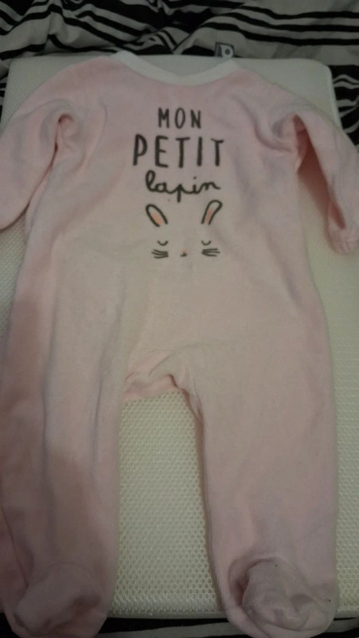 Lot pyjamas 6 mois - photo numéro 2