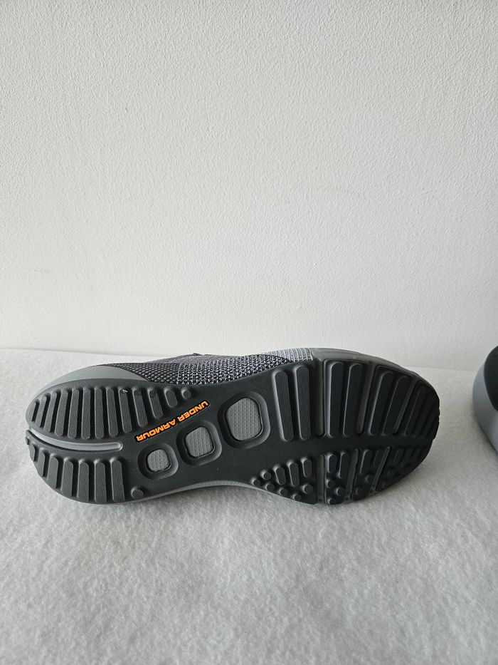 Baskets pointure 45 under armour - photo numéro 7