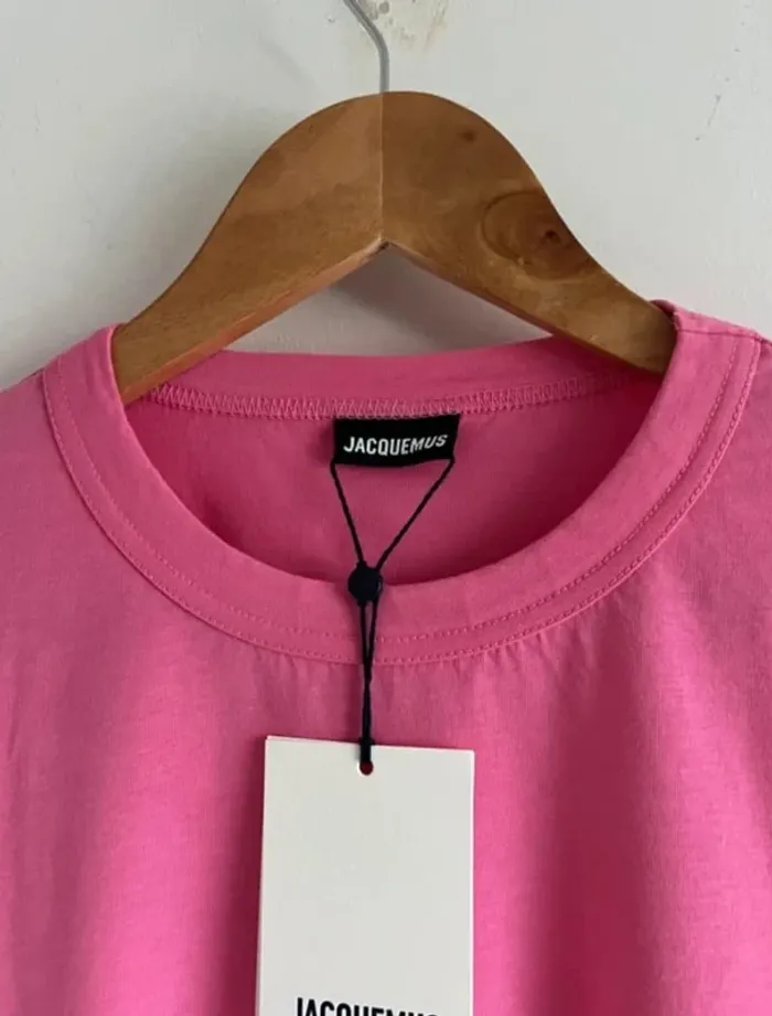 T-shirt rose Jacquemus - photo numéro 4